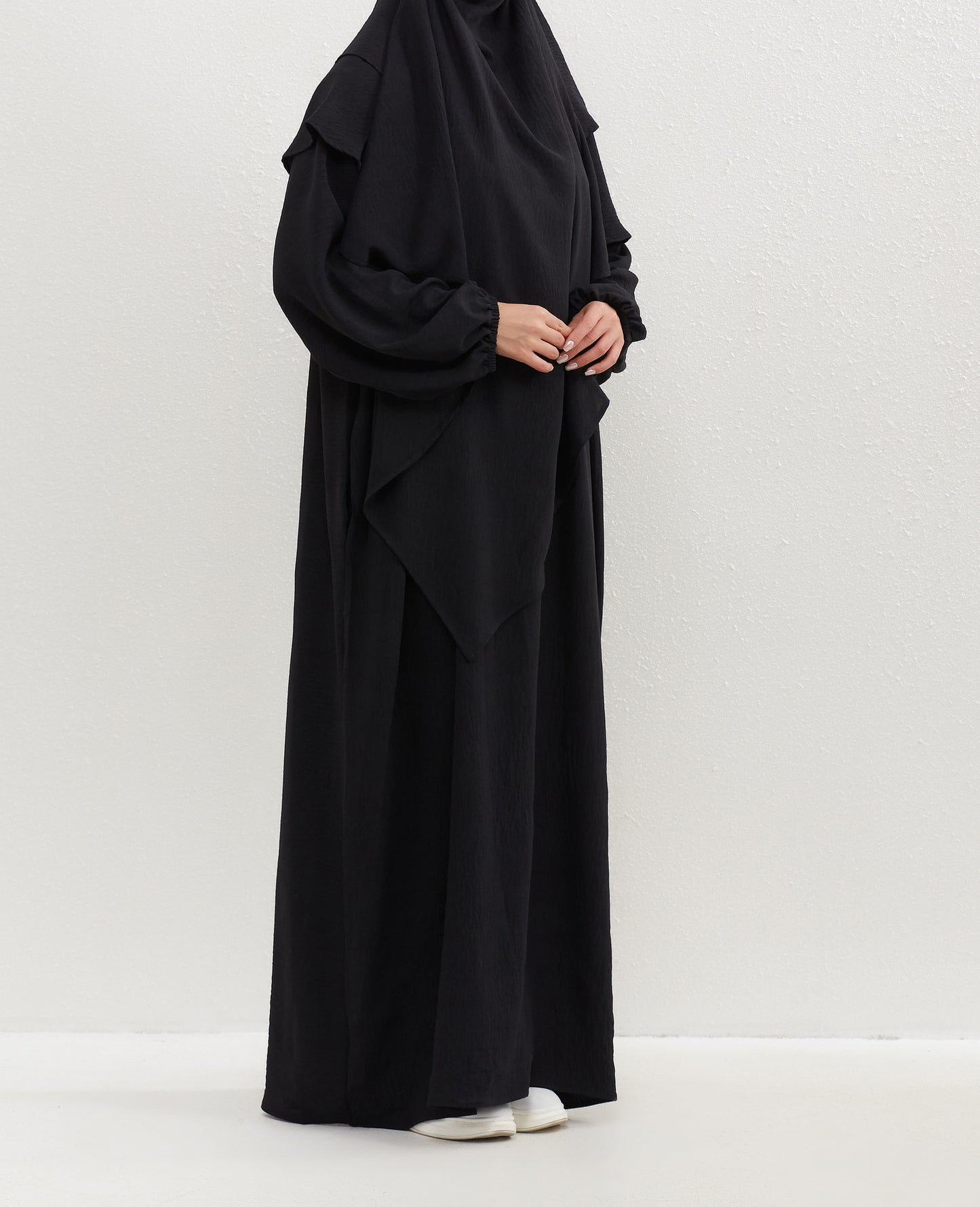 Abaya Lara